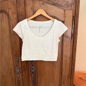 Anthropologie White Scoop-Neck Cropped Tee